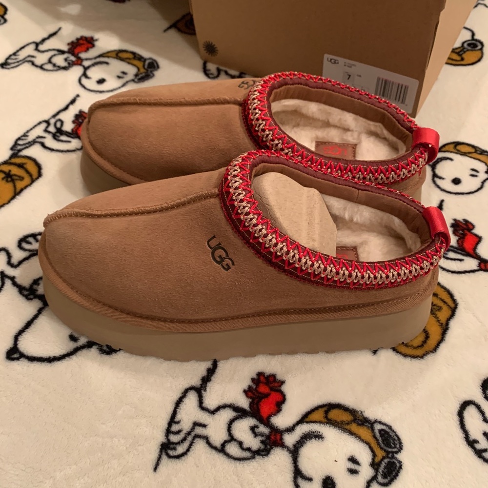 Ugg chestnut tazz platform 7